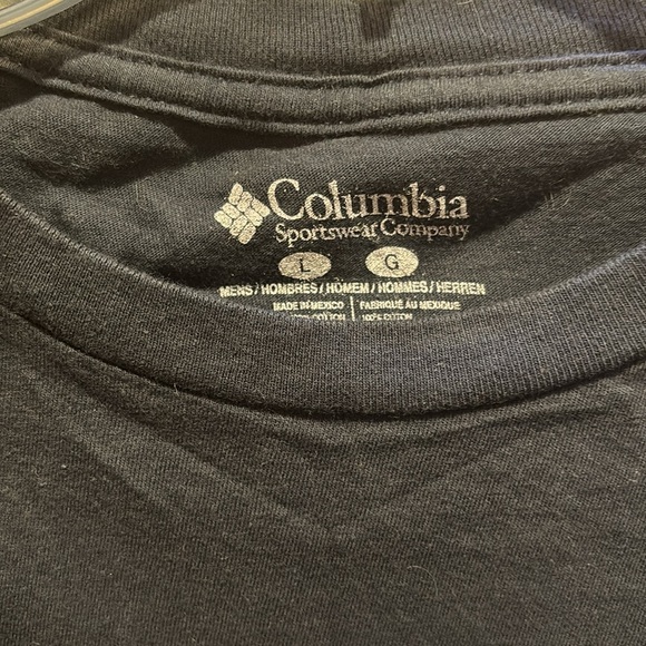 Columbia Blue Short Sleeve Tee with Mountain Graphic - Picture 2 of 3